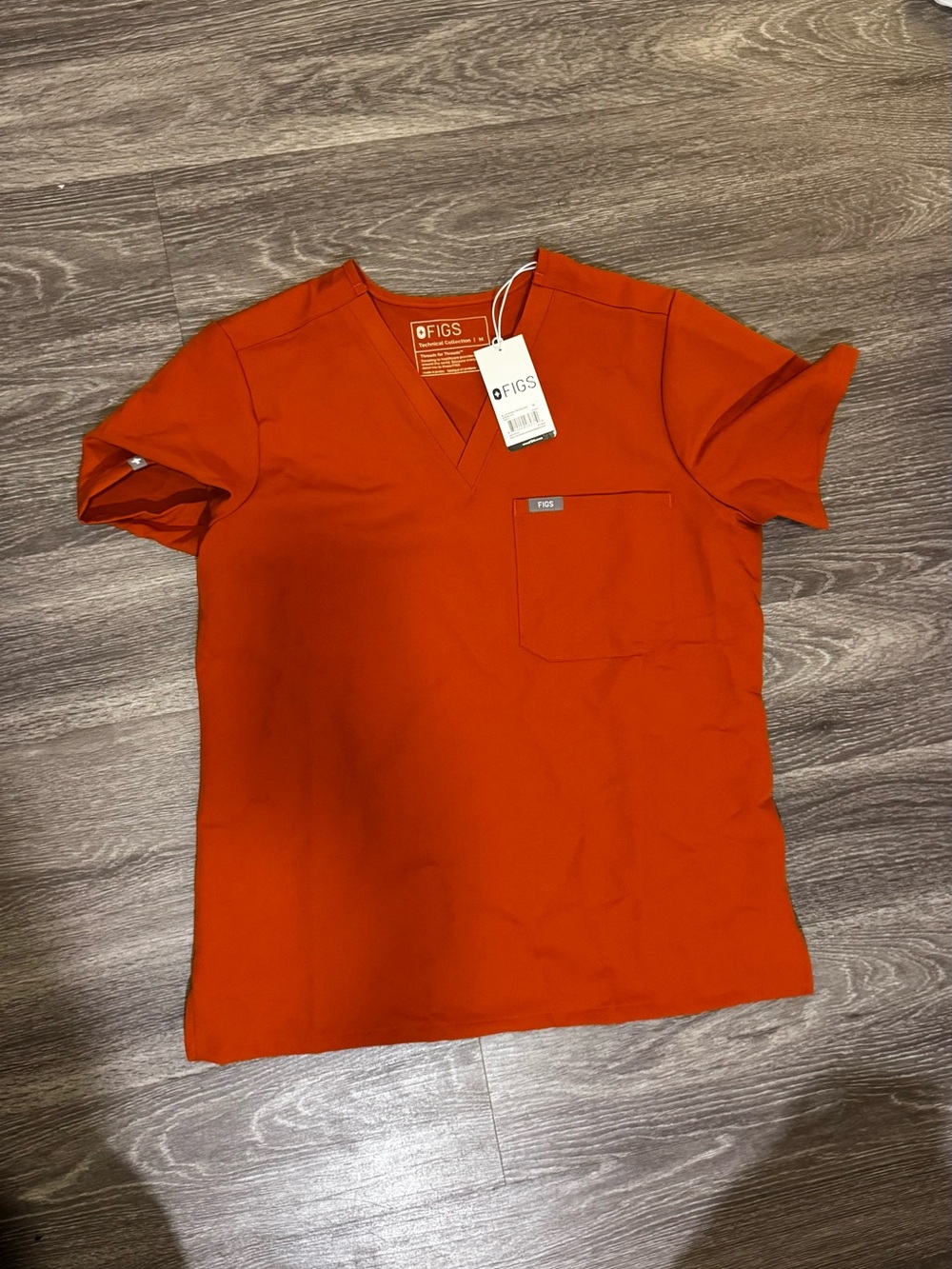 FIGS Orange Dirty Chai Scrub Top